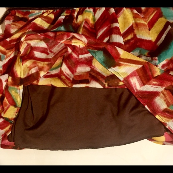 Trixxi Empire Sleeveless Ribbon Chevron Dress - Picture 8 of 8